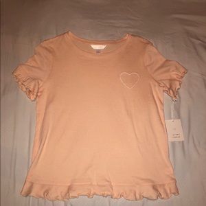 🌟NWT Heart Detail Tee 🌟